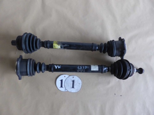 Полуось VW Sharan 1.9 TDI, 2001 г.в., б/у, оригинал, в хорошем состоян